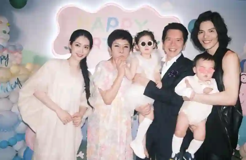 郭碧婷也没想到，自己停工拼命给向家添丁，向佐却悄悄“变了脸”