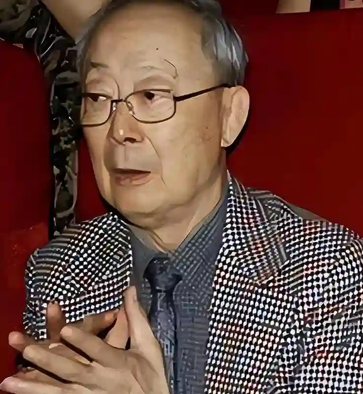 落地的普思不如鸡，瑞士丈夫去世后，回国的斯琴高娃成了