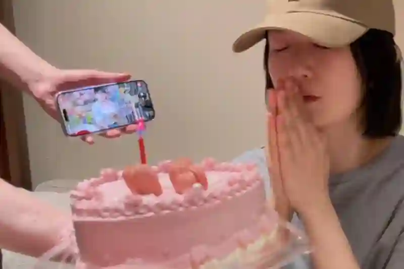 张杰直播庆生惊喜满满，谢娜感动落泪诠释双向奔赴的浪漫