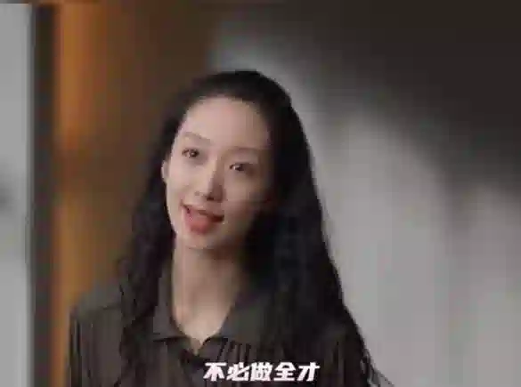 还记得黄觉的儿子小核桃吗，比爸爸还高了？