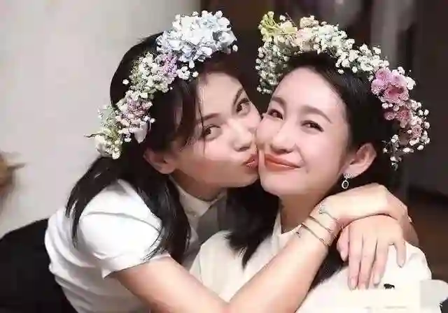 单眼皮也有绝世容颜，最美天王嫂年轻不输玉女掌门人，各位女神如同神仙打架