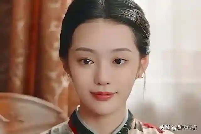柯淳自曝日薪两万，到底多不多？
