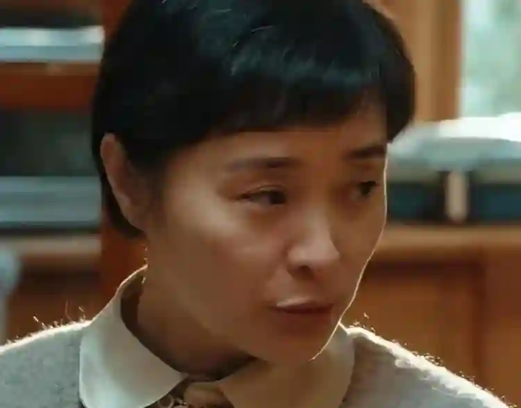 蒋欣多次陪跑未获奖，白玉兰观众票投第一，刘嘉玲的话有人信了