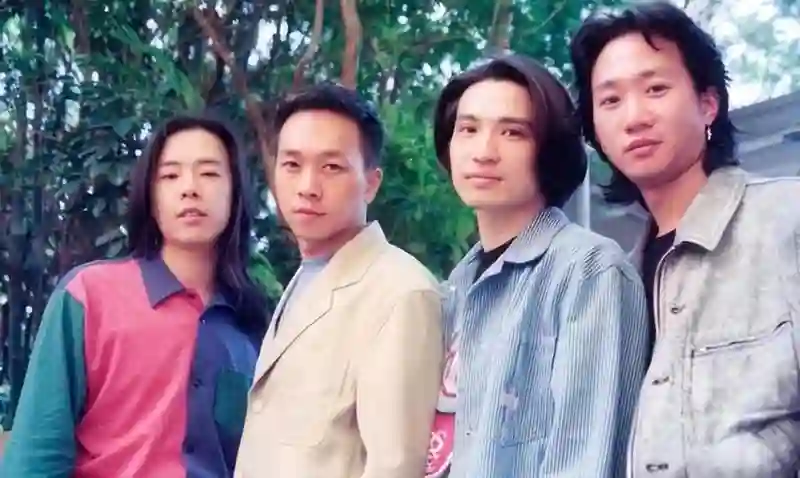 6对男星势同水火：王思聪汪小菲互怼，富二代恩怨深