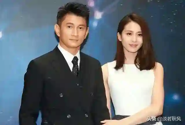 吴奇隆上海被偶遇，手上婚戒抢镜，与刘诗诗婚变传闻，不攻自破！