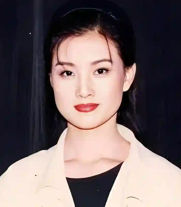 没想到“销声匿迹”11年，与丈夫相约丁克的宋祖英，已成人生赢家