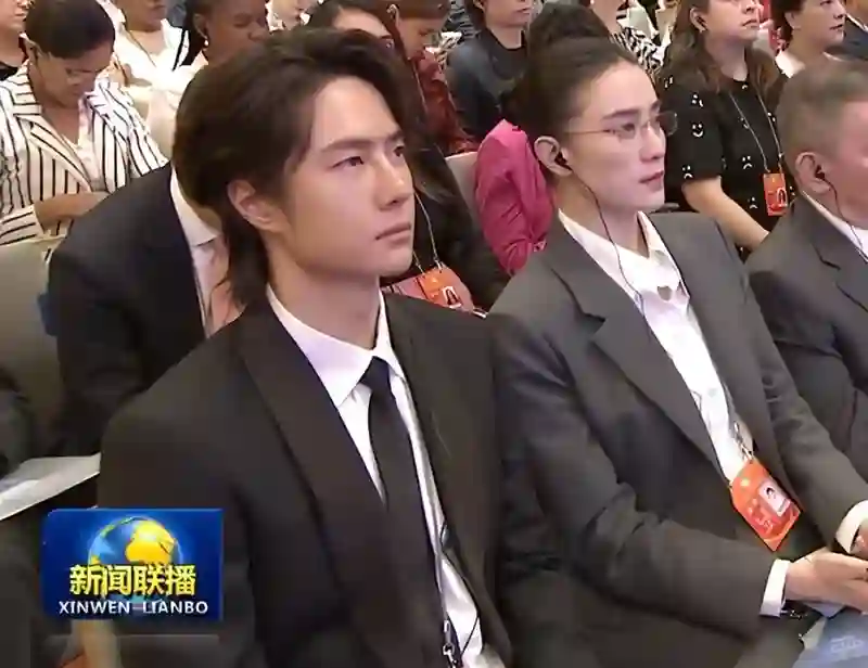 央视的镜头好真实，王一博帅的扎眼，吴京面相变了，宋佳太惊艳