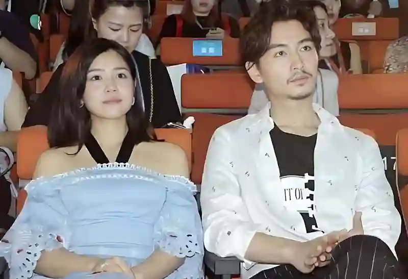 陈晓也没有料到吧？离婚才半年不到，他的前妻陈妍希就有了新生活
