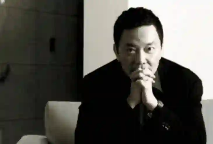 他曾与刘涛在一起4年，如今年过六旬依旧未娶，刘涛坦言很愧疚