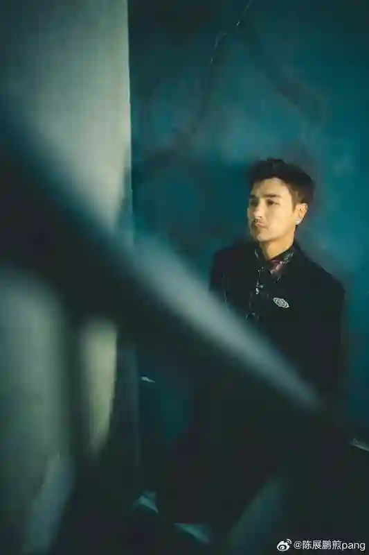 担心！TVB视帝妻子晒近况，面部肿到认不出，脸上无血色状态差