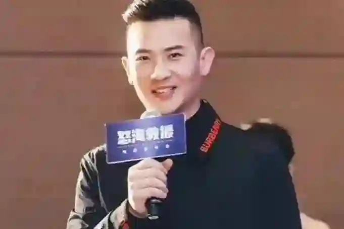 陈赫寝室4个人火了3个，为什么不帮剩下那个？郑恺：真心带不动！