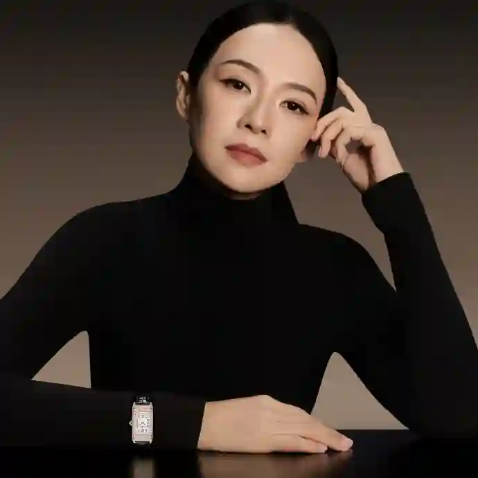 女孩撞脸张柏芝杨颖走红，她是宋祖儿接班人还是下一个奶茶妹妹？