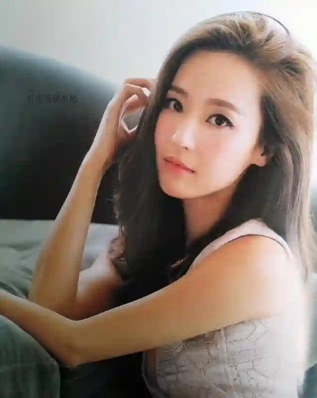 马景涛与吴佳尼离婚8年：他单身事业暗淡，她独自带两个儿子生活