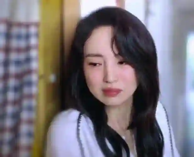 彻底释怀！董璇高云翔离婚6年后，一个甜蜜二婚，一个退圈生女