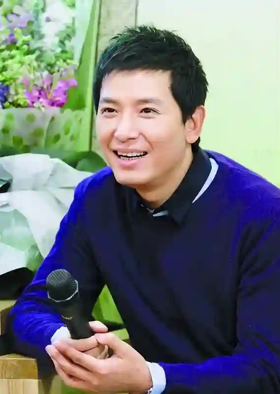 55岁戴军现状：隐居泰国与瞿颖做邻居，暗恋李静16年，如今还单身