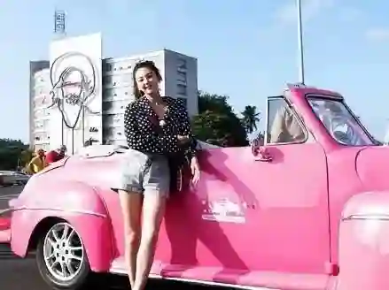 花钱如流水的4位女星：有钱也养不起，她们的高消费你想都不敢想