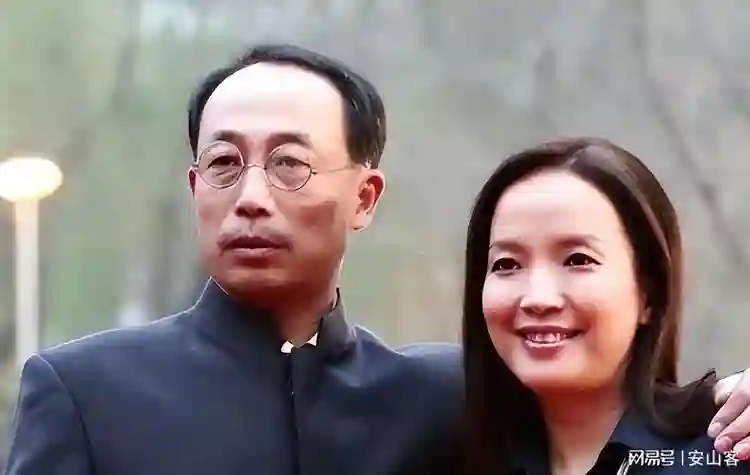 善恶终有报，如今靠捡垃圾为生的吕丽萍，彻底活成了一个笑话