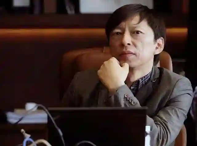 作妖的她，不该来的他，和“消失”的他们，成为汪小菲婚礼上的劫