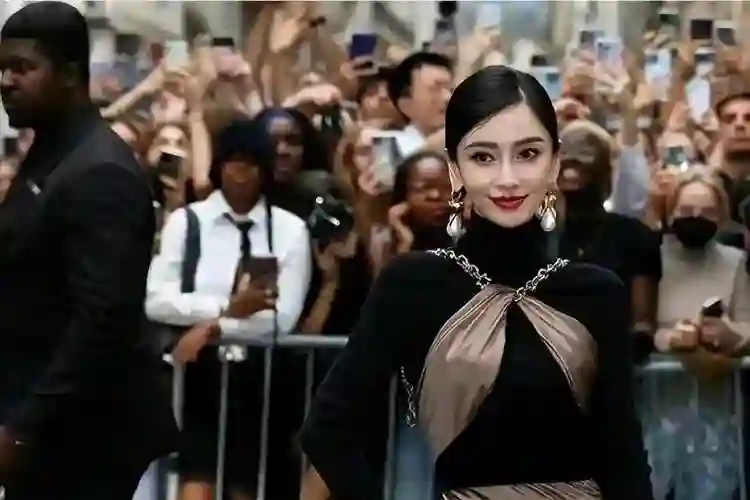 落毛的普思不如鸡？被封杀近1年后，36岁杨颖的尴尬境况显露无疑