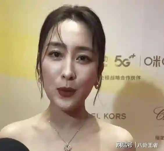 女明星怼脸拍！baby高圆圆毛晓彤齐溪输惨了，马苏徐娇吴越赢麻了