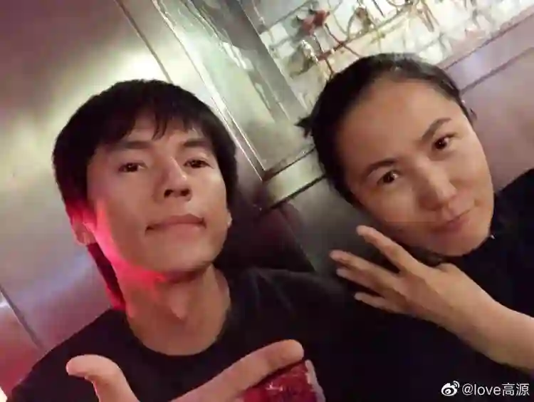 王菲窦唯北京往事：青春时爱上的人，要用多少个十年才能释怀？