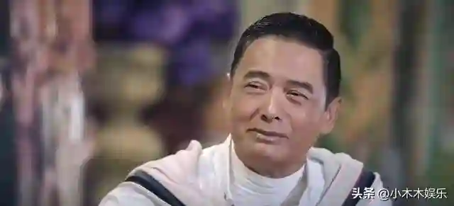 周润发姐姐被误认流浪汉！严重驼背走路艰难，拒绝求助弟弟！