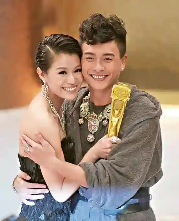 黄宗泽自曝近年有女友并非单身，不会结婚生子，称女方过不了妈妈这一关