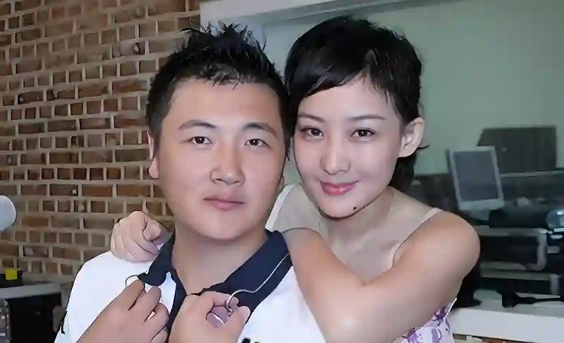 父亲孙楠闪婚9年终散场，演员梦又被继母打碎，买宝瑶怎么样了？