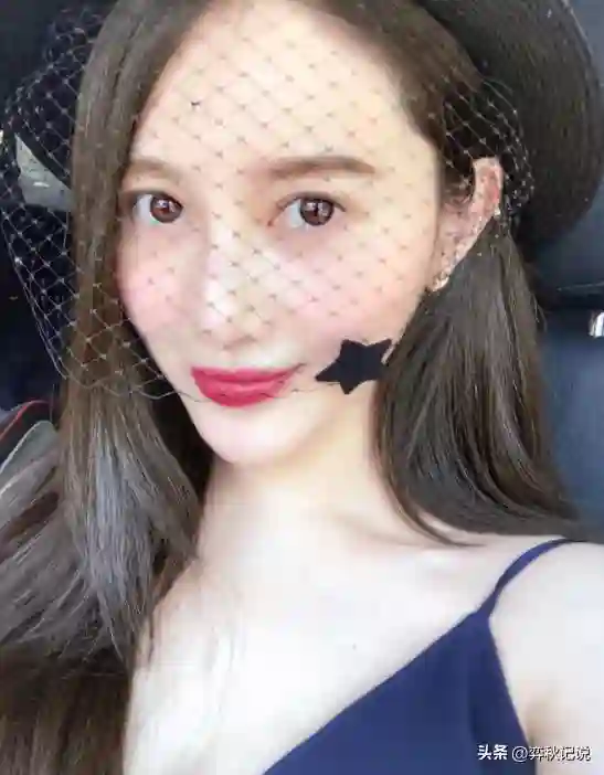原来她就是黄晓明绯闻女友！这身材、脸蛋，难怪都说叶珂杨颖输了