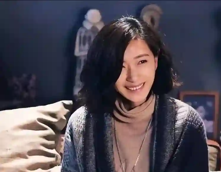 与胡歌互相成就，不婚主义却隐婚生子，43岁万茜成为人生赢家