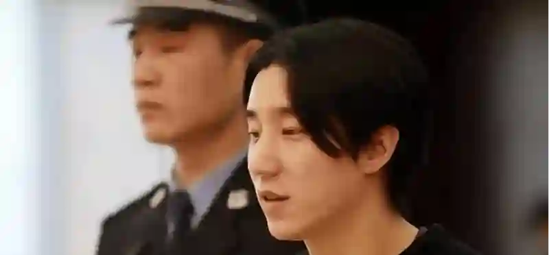 71岁成龙再陷私生子风波！女方身份被曝光，曾与林青霞齐名