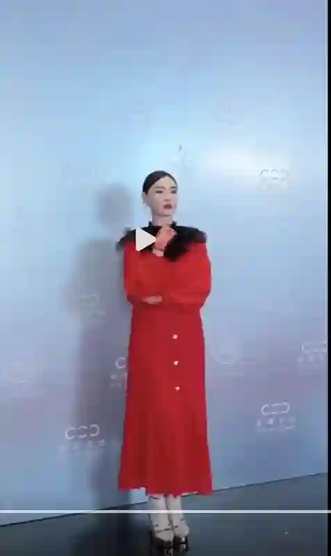 澳门大秀：59岁刘嘉玲霸气，44岁张柏芝骨相一绝，舒淇从未翻过车