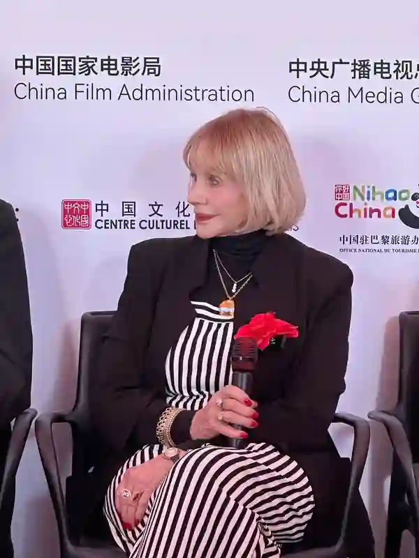 在戛纳中国馆，跟着电影游中国