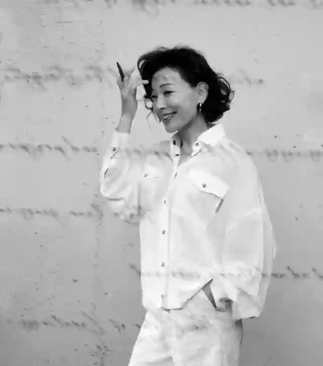 毕业即出道！陈冲宣布小女儿进军演艺界，网友：就在美国演别回国