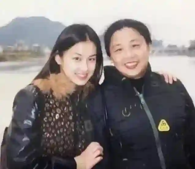 黄圣依瞒着父母与杨子结婚？母亲惊曝：看电视才知女儿婚讯！