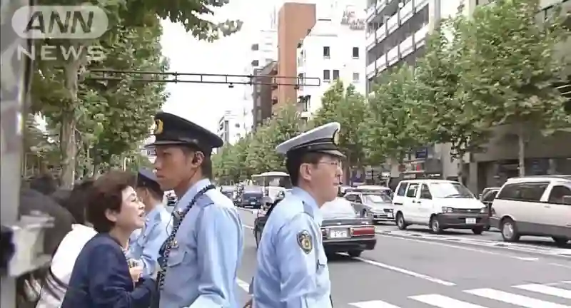 就你这智商，离开亲妈还能活？