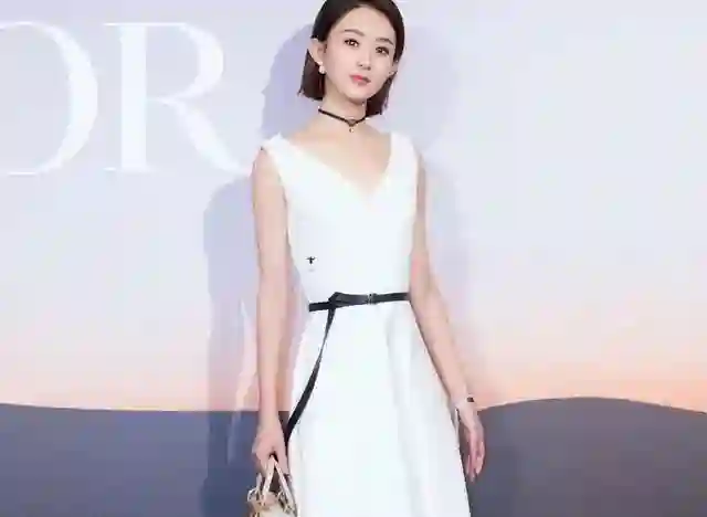 一手好牌打稀烂！收视女王果然够“狂”，央媒这一次都看不下去了