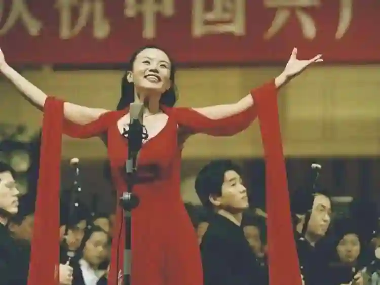 “恩将仇报”的龚琳娜，为所有人上了一课，难怪王菲不再替人发声