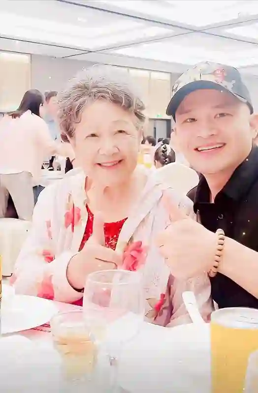 古柯：刘晓庆小38岁的前男友，索要500万不成，如今活成了这般模样