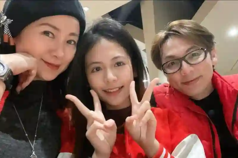翁虹自曝与老公1年见1次，小别胜新婚，直言最美星二代女儿难出道