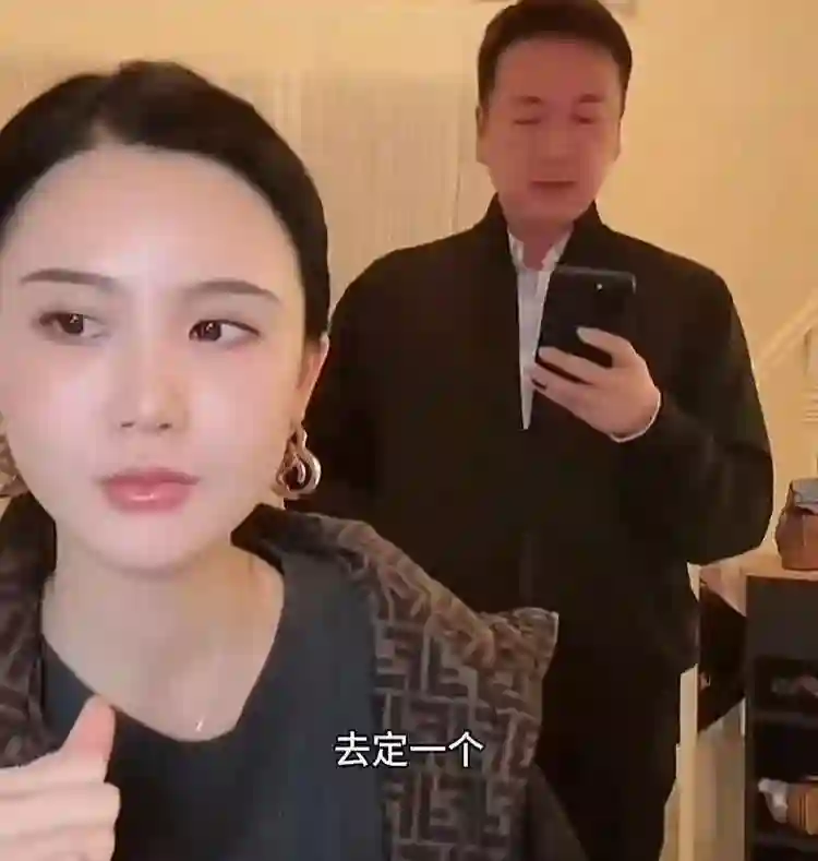 赖文峰还没忘记杨钰莹？不肯生二胎，还给前任偷刷礼物，楚玲破防