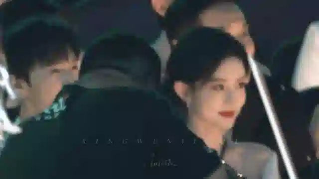 不知道的还以为你俩官宣结婚了…
