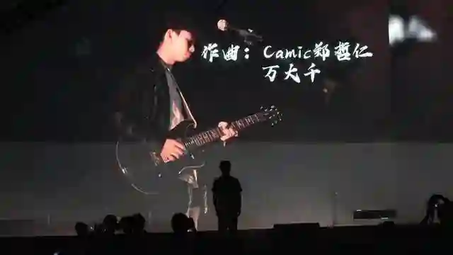 万梓良22岁儿子参加湖南音乐比赛显天分 越大越靓仔竟撞样吴卓羲