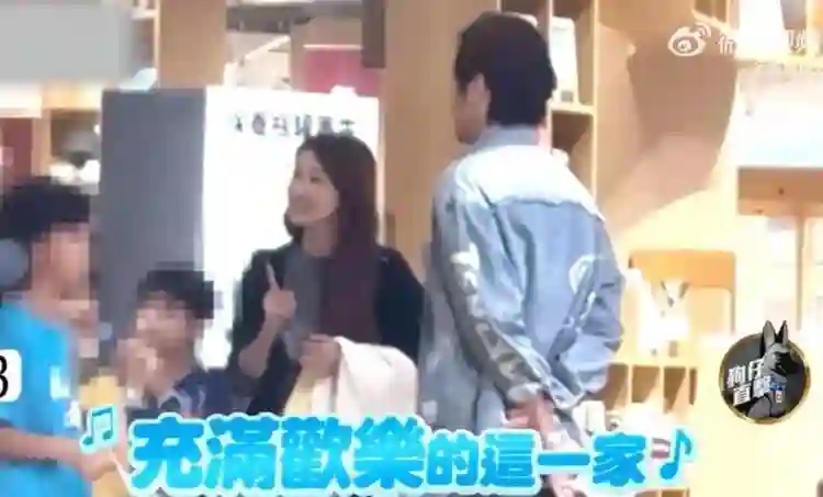 都把老婆逼得净身出户了，还拿复合炒作？！