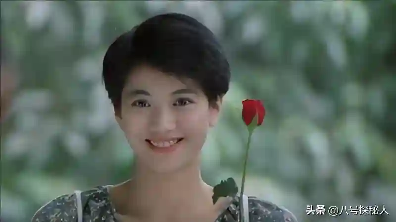得罪成龙、骂过王晶，承认做“小三”，“霸王花”的人生有多豪横