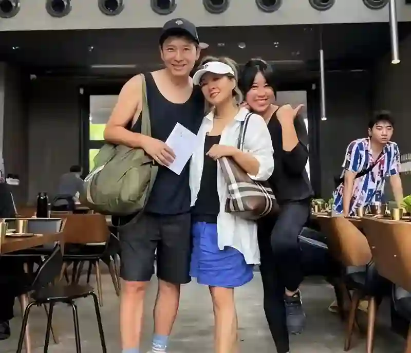 55岁戴军现状：隐居泰国与瞿颖做邻居，暗恋李静16年，如今还单身