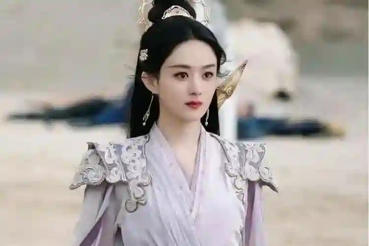 有人欢喜有人忧！赵丽颖深夜连发三条动态，三字回应与赵德胤关系