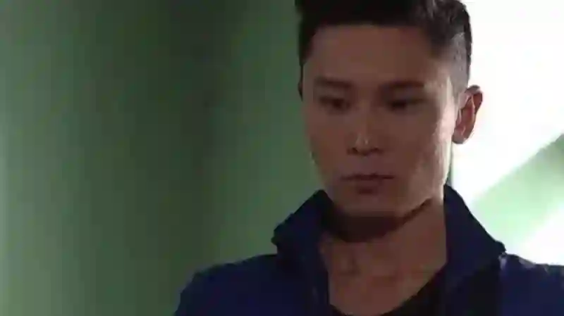 网上唯一不招人烦的“卖惨”，是这娱乐圈女神退圈摆摊