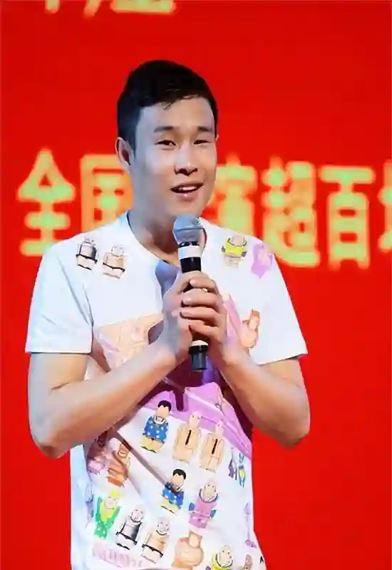从年入2亿沦落到开演唱会，赵本山一句我不敢用他，小沈阳干了啥