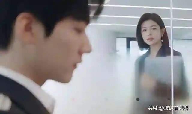 离婚后陈妍希彻底放飞自我，42岁还在演少女，和小20岁男主拍吻戏